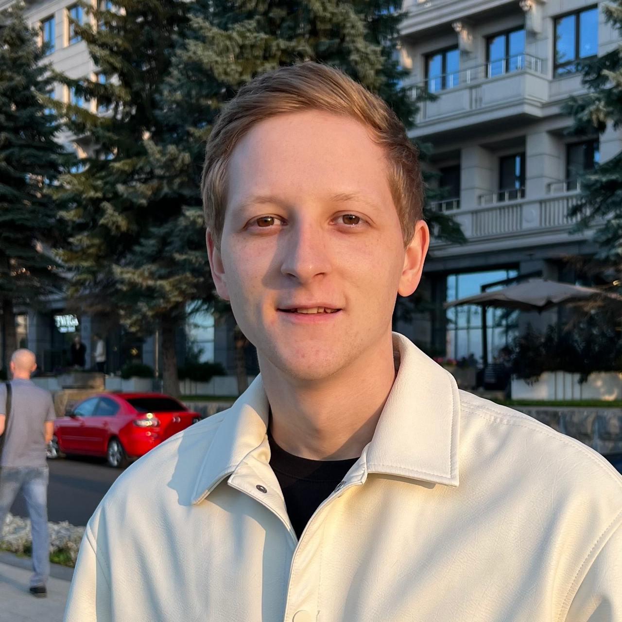 Максим Ситников — основатель GiftShelf